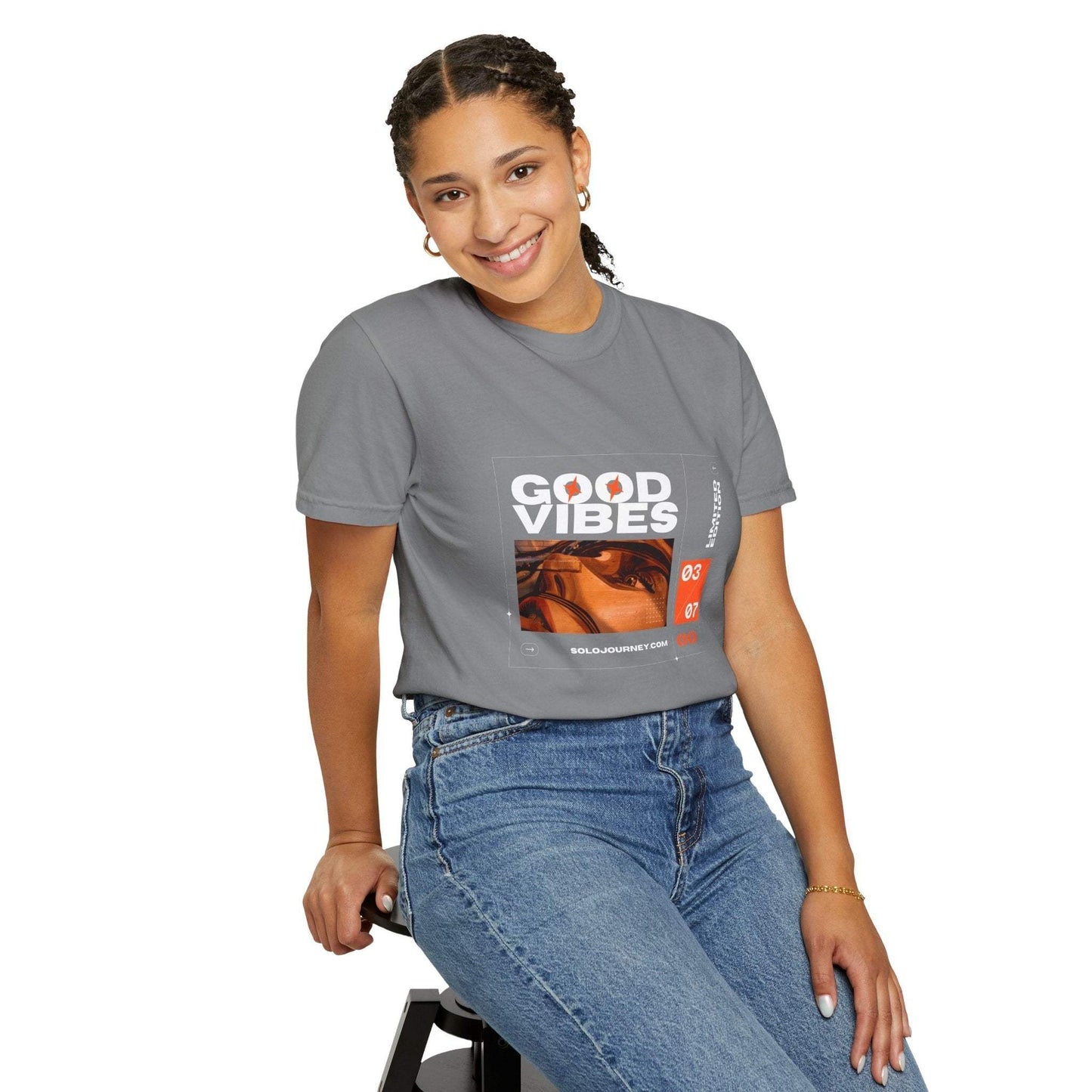 Good Vibes Graphic Design Pullover showcasing a relaxed fit in vintage boho style, made from organic cotton.