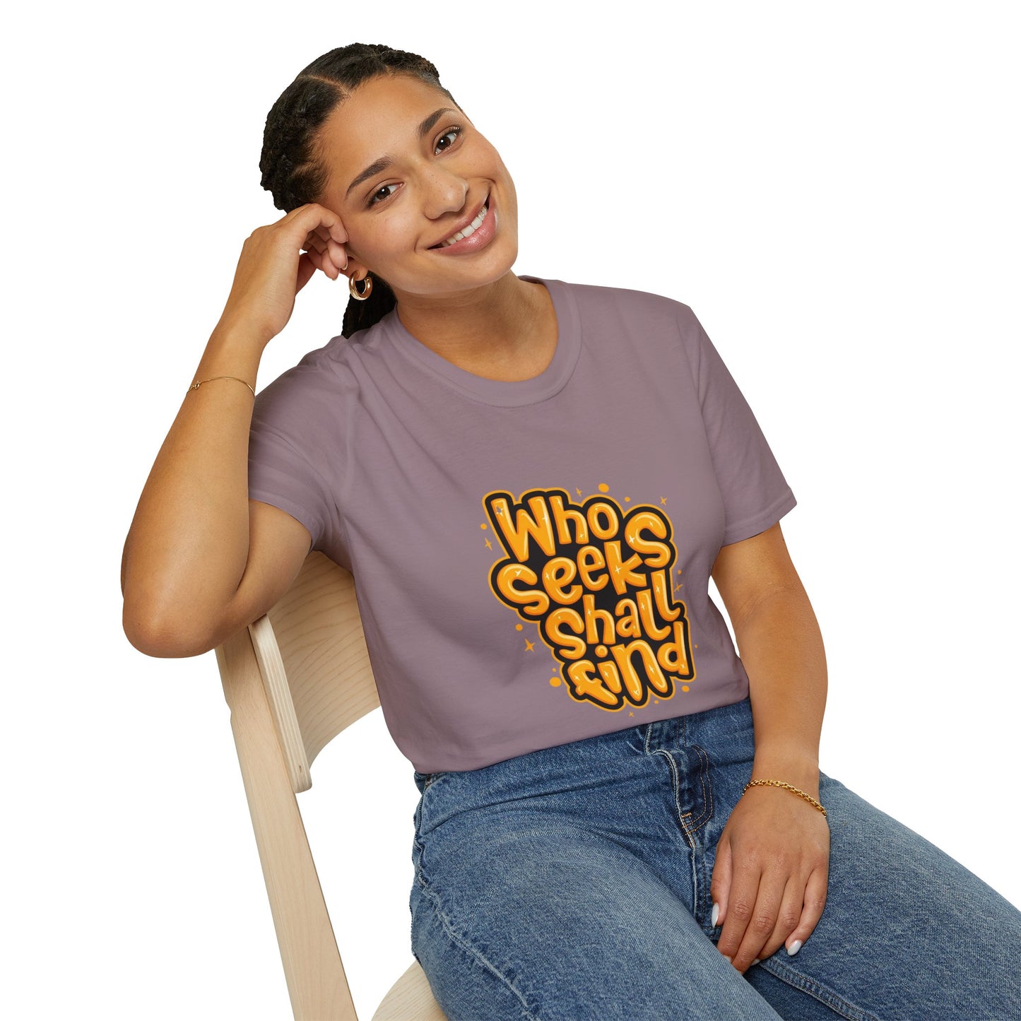 Unisex Organic Cotton Softstyle T-Shirt in heather grey, highlighting its breathable fabric and relaxed fit, ideal for gym-to-street style.