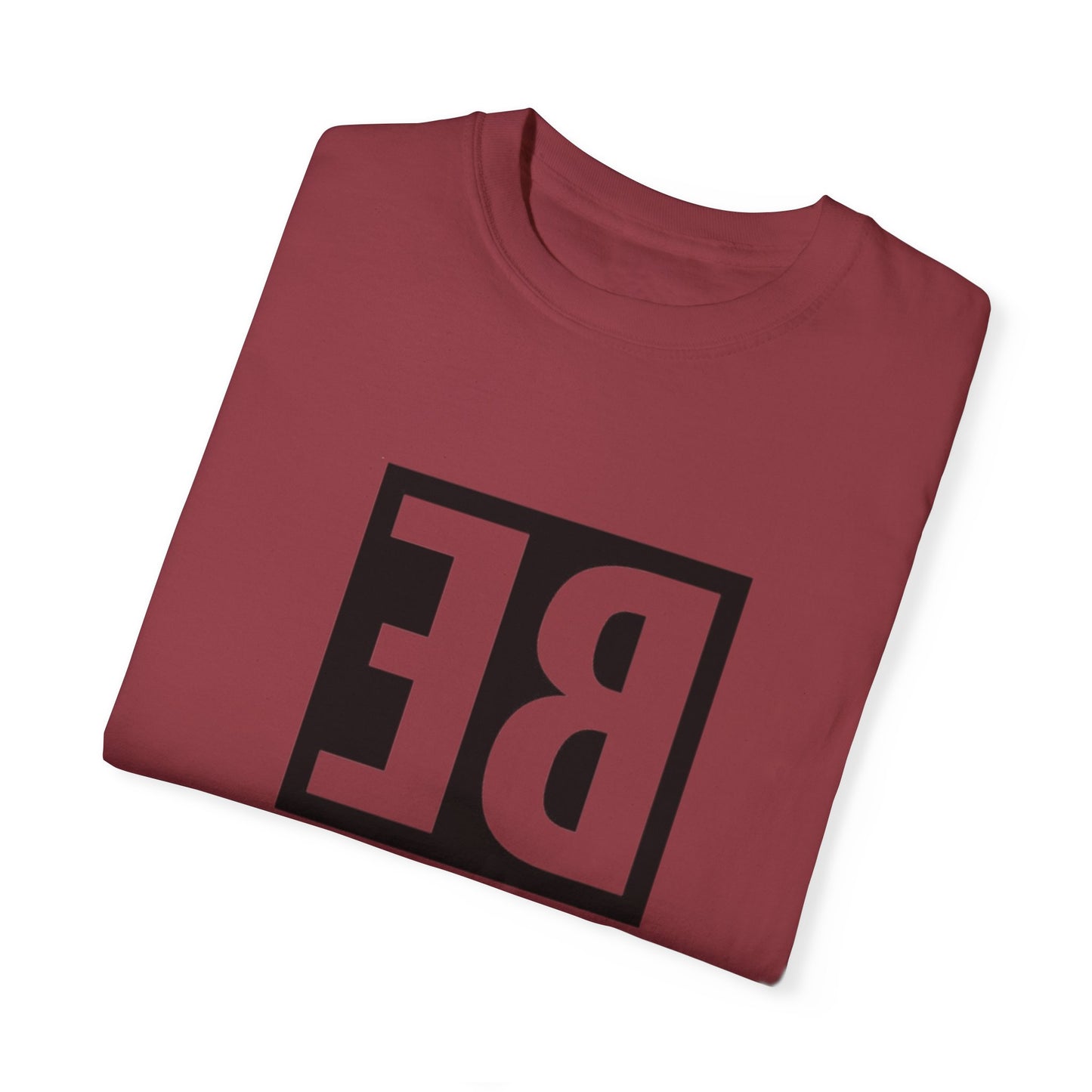 Be Different Art Graphic Oversized Boho T-Shirt - Eco-Friendly Organic Cotton Tee ideal for casual outings and sustainable fashion enthusiasts.