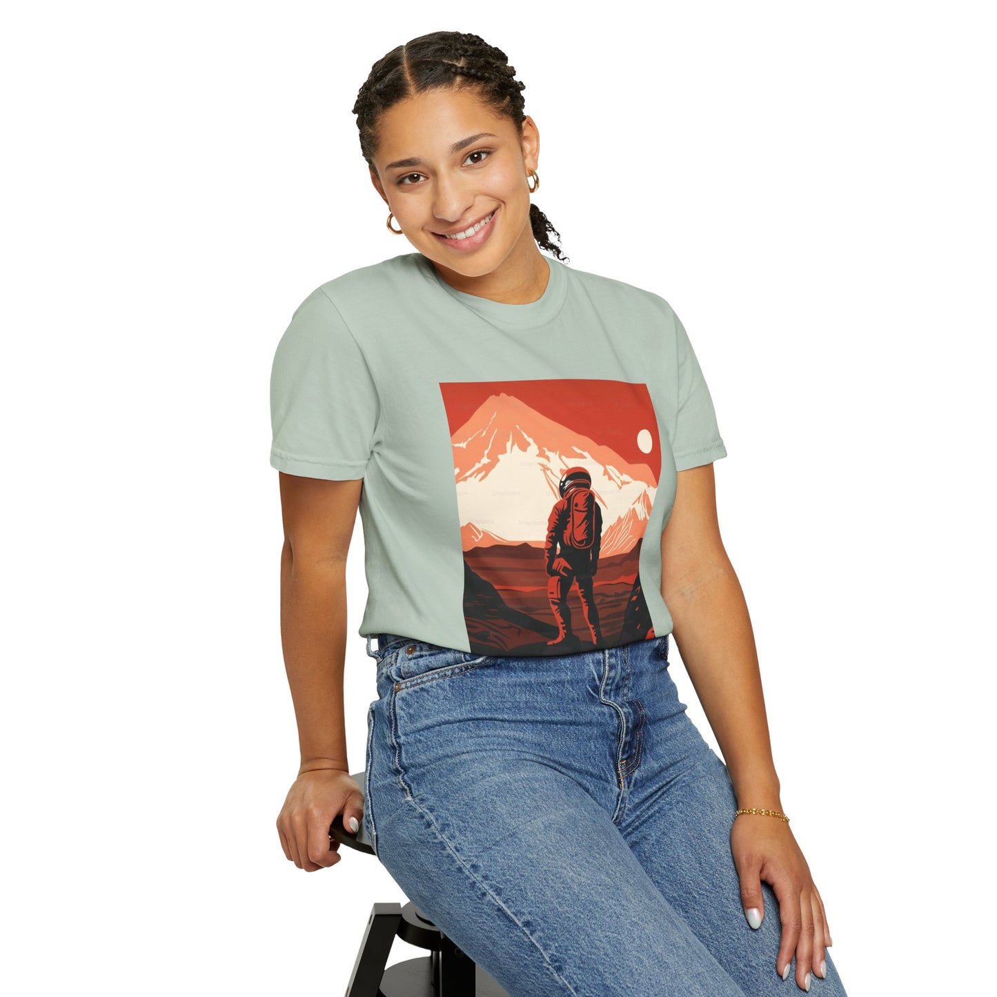 Close-up of the Man On Mars Graphic T-Shirt made of 100% organic cotton, highlighting its lightweight and breathable fabric.