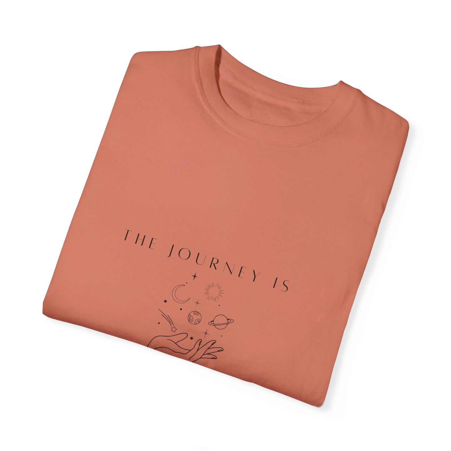 The Vintage Aesthetic Oversized Boho T-Shirt Pullover paired with high-waisted jeans, showcasing effortless chic style for eco-conscious fashion lovers.